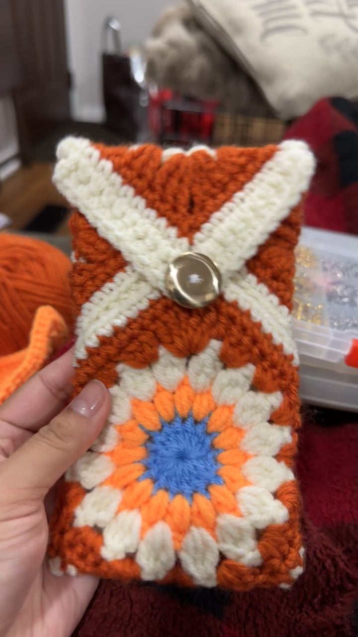 Medium Pouch